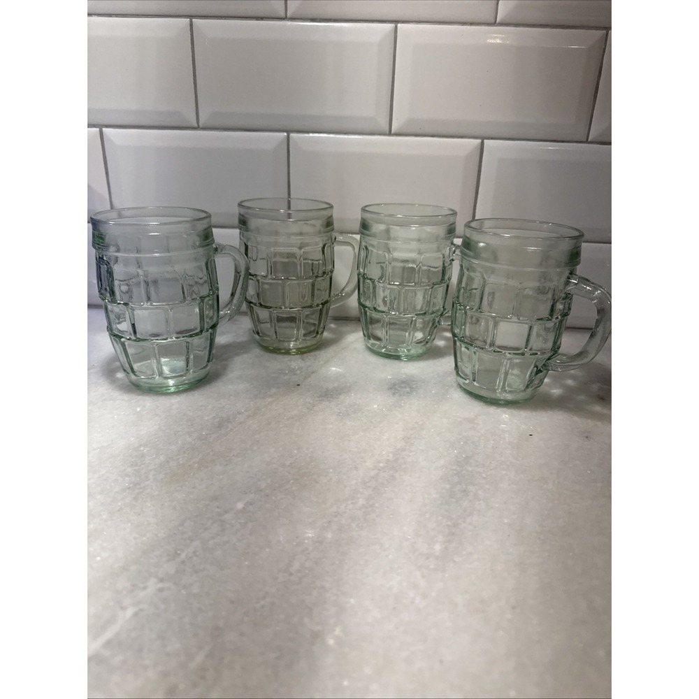 Vintage Light Green Barrel Shaped GlassMugs Block Pattern 8 Ounces Set Of 4GW994